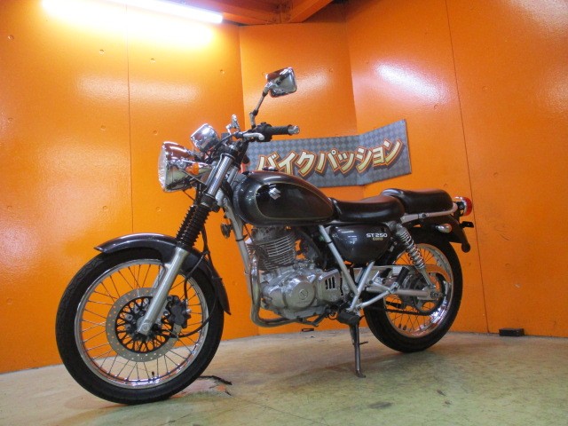 最長２４か月保証付き！このサンダーグレーは限定車ですので本当に希少ですよ！他店追従不可能価格！